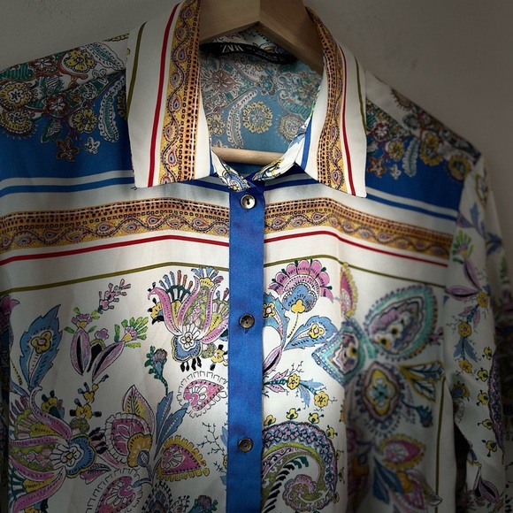 Zara Blue and White Paisley Button Down Shirt - Picture 5 of 7